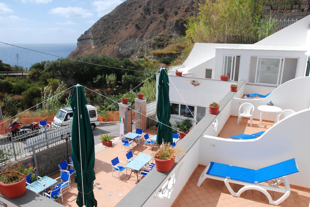 ホテル　ヴィラ　フメリエ Forio di Ischia エクステリア 写真