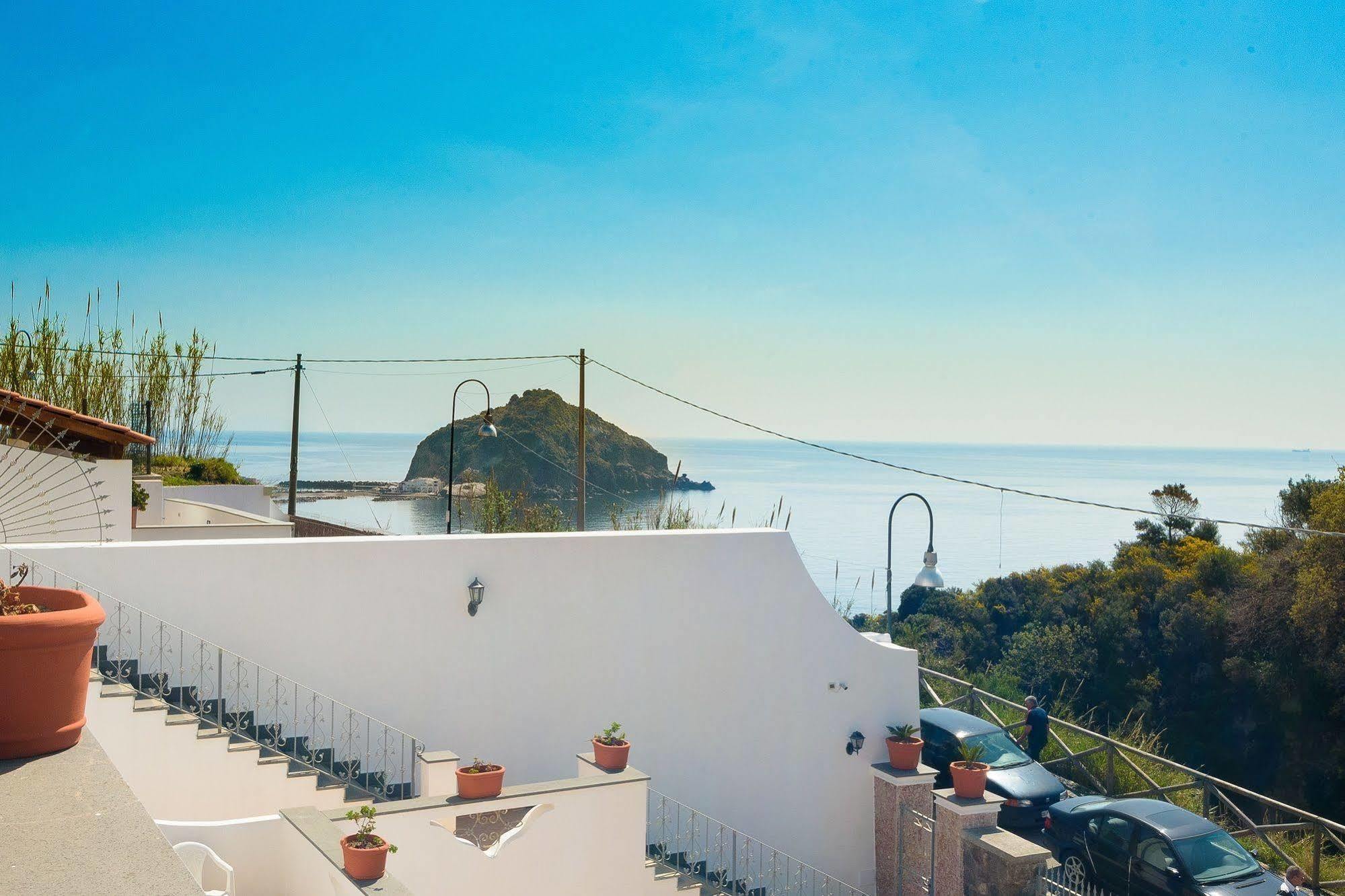 ホテル　ヴィラ　フメリエ Forio di Ischia エクステリア 写真